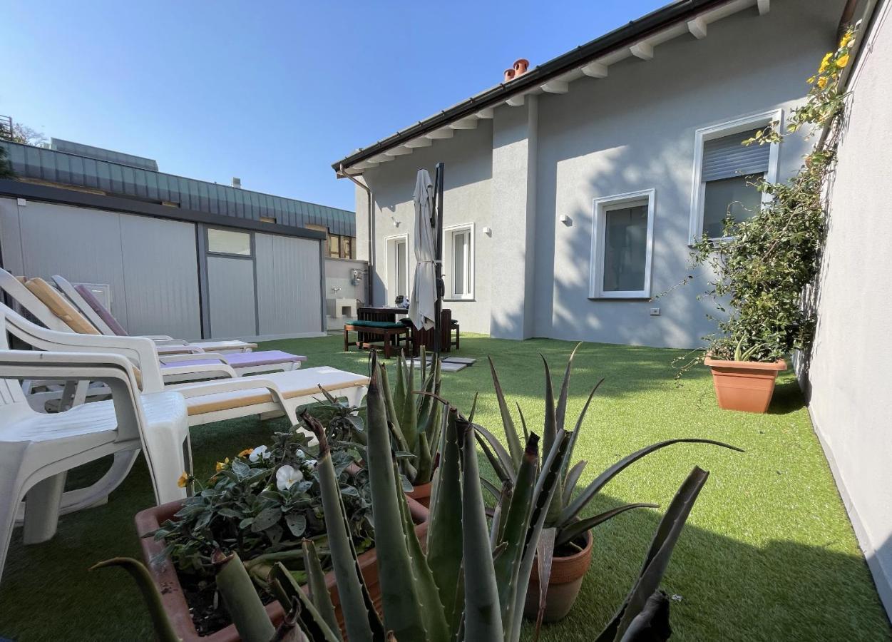 Varese Apartment Exterior photo